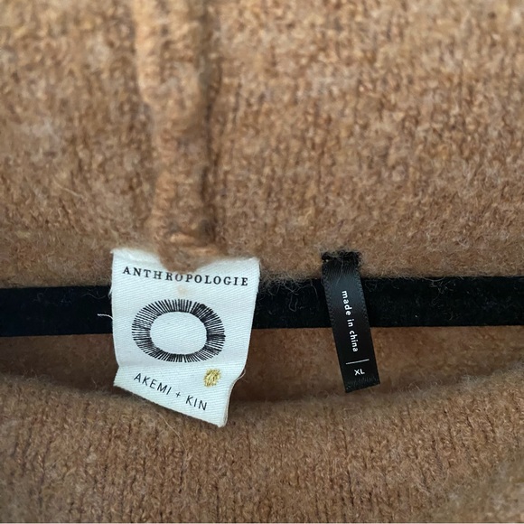 Anthropologie sweater - Picture 2 of 3